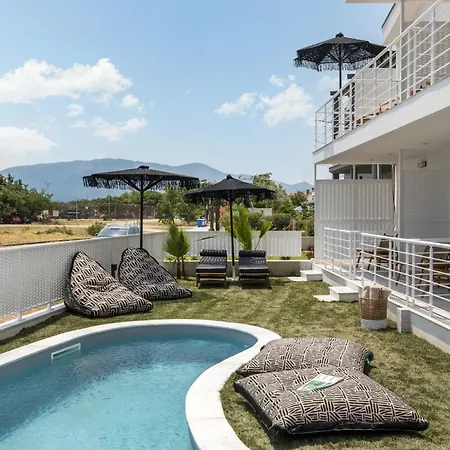 Διαμέρισμα Solis Ortus Adults 16plus Ασπροβάλτα