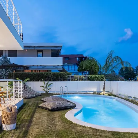 Διαμέρισμα Solis Ortus Adults 16plus *