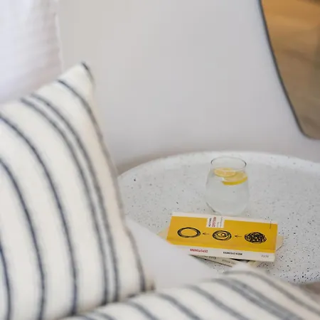 דירה Solis Ortus Adults 16plus *