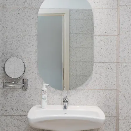 Solis Ortus Adults 16plus Διαμέρισμα *